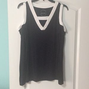 Black t shirt knit top